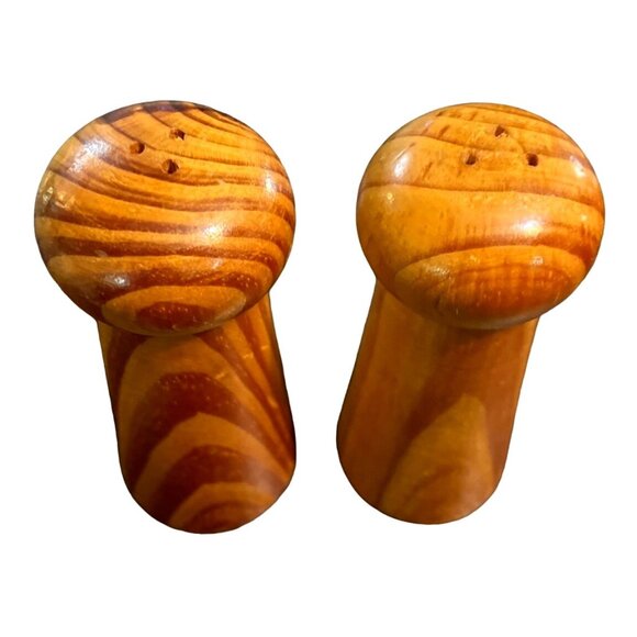 Vtg Oak Wood Turned Salt Pepper Shakers MCM Retro - Picture 2 of 4
